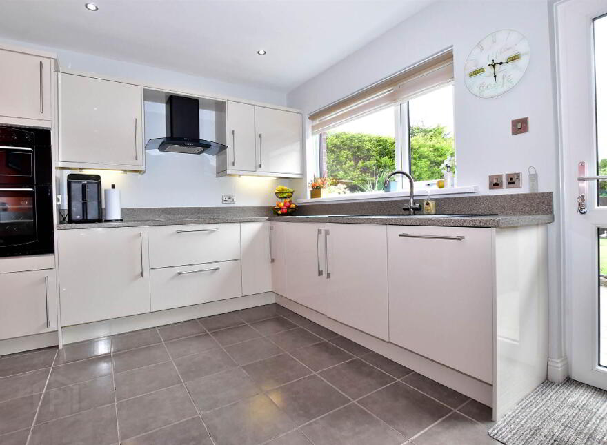 1 St Columbas Vale, Newtownards, BT23 8YZ
