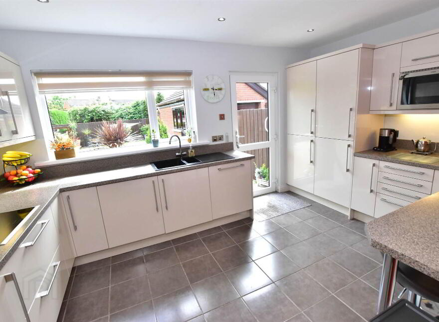 1 St Columbas Vale, Newtownards, BT23 8YZ