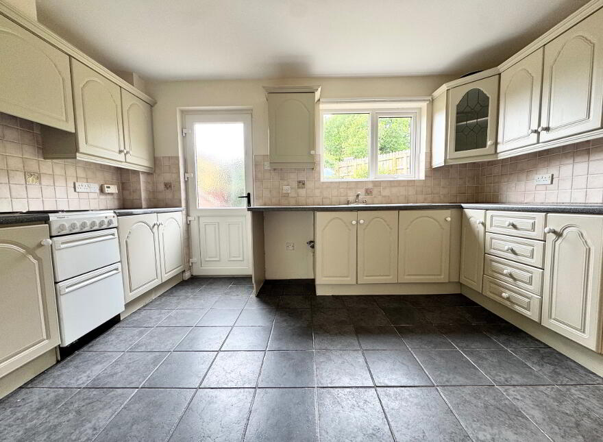 3 Kingarve Court, Dungannon, BT71 6XQ