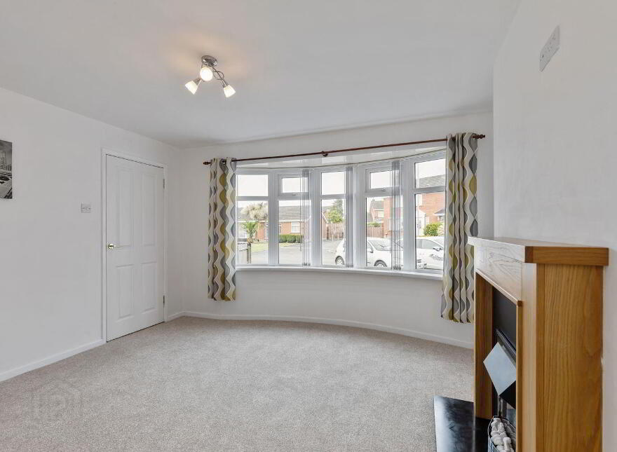 9 Albany Court, Bangor, BT19 6YJ