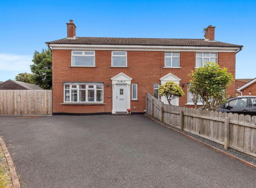 9 Albany Court, Bangor, BT19 6YJ