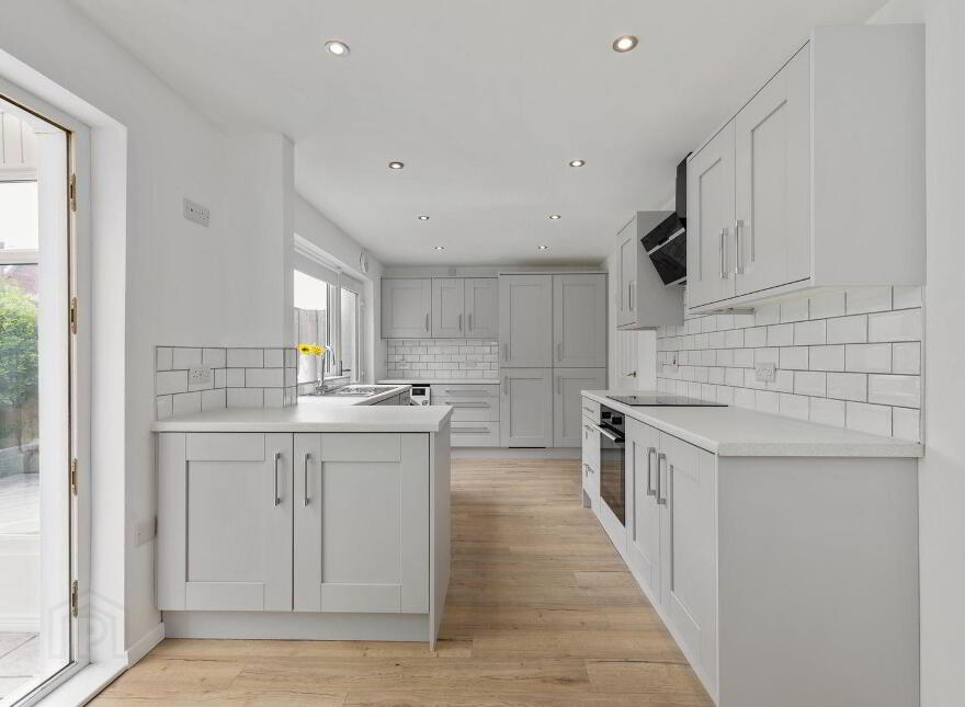 9 Albany Court, Bangor, BT19 6YJ