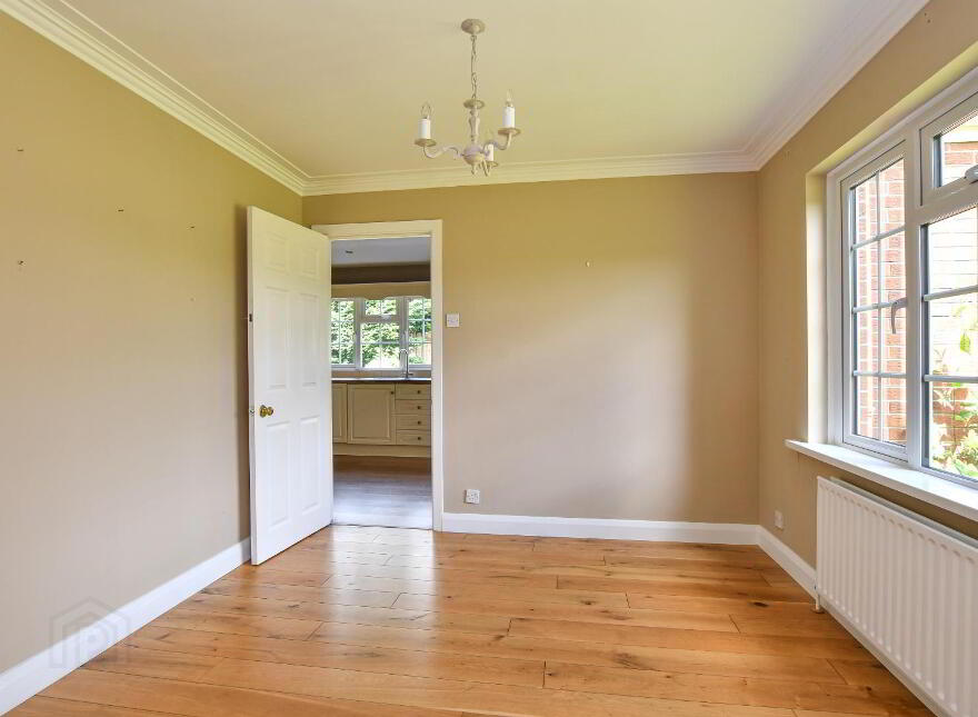 69 Crawfordsburn Road, Newtownards, BT23 4UH