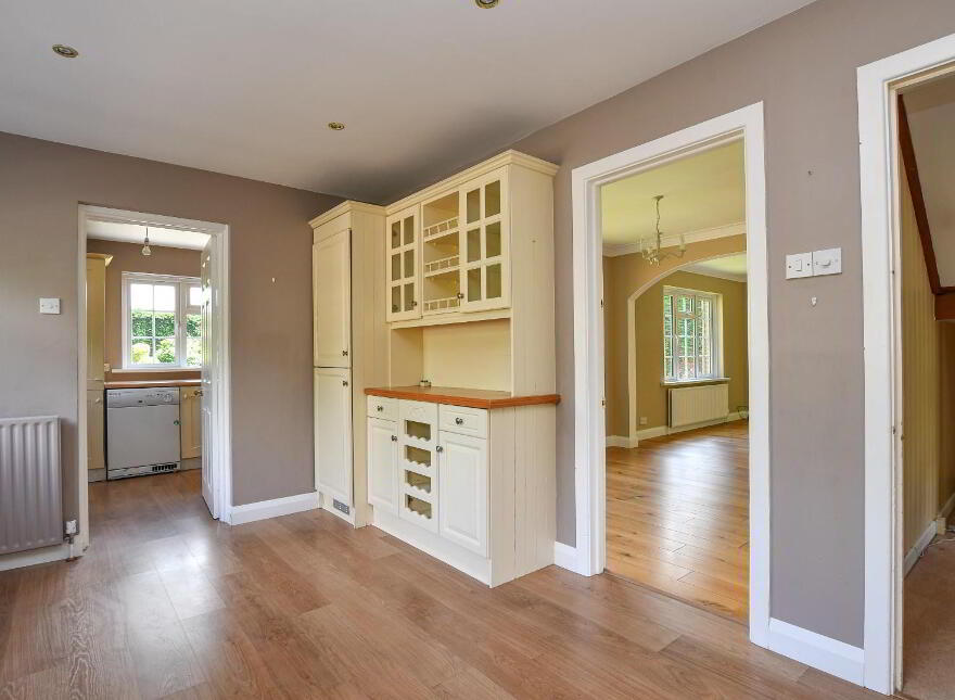 69 Crawfordsburn Road, Newtownards, BT23 4UH