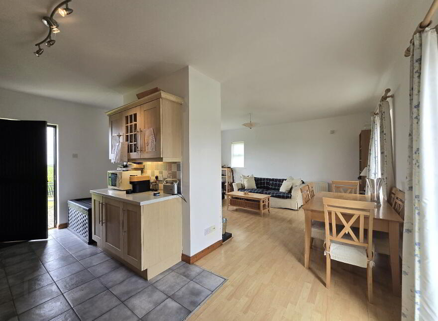 6 Aird Cottages, Bushmills, Portballintrae, BT57 8AS