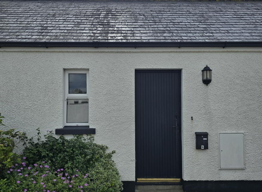 6 Aird Cottages, Bushmills, Portballintrae, BT57 8AS