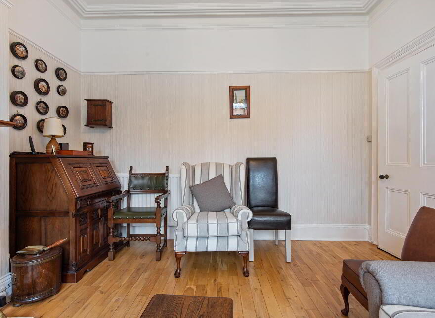 6 Eileen Gardens, Windsor Park, Malone Road, Belfast, BT9 6FW