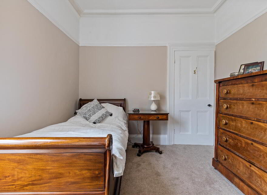 6 Eileen Gardens, Windsor Park, Malone Road, Belfast, BT9 6FW