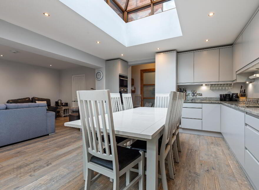 6 Eileen Gardens, Windsor Park, Malone Road, Belfast, BT9 6FW