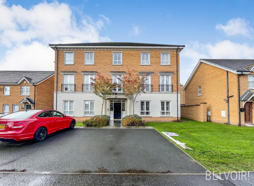 28 Mornington Gardens, Lisburn, BT28 2WB