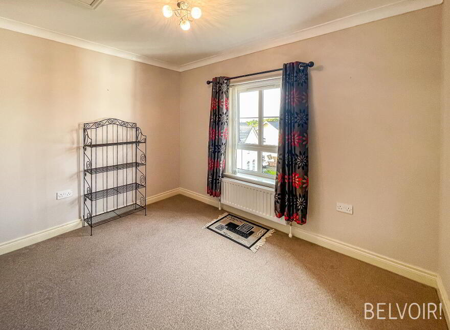 28 Mornington Gardens, Lisburn, BT28 2WB
