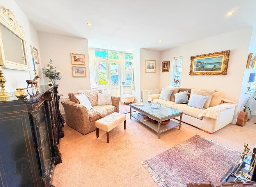 Parkgarriff Lodge, Laurel Hill, Monkstown, T12YNT7