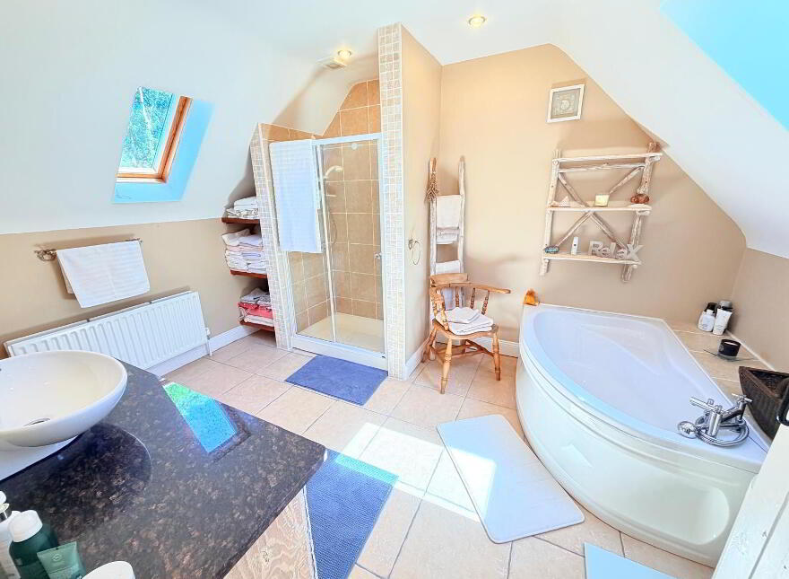 Parkgarriff Lodge, Laurel Hill, Monkstown, T12YNT7