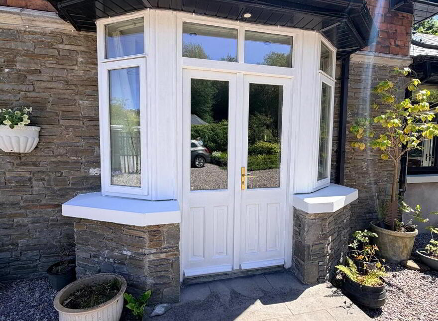 Parkgarriff Lodge, Laurel Hill, Monkstown, T12YNT7