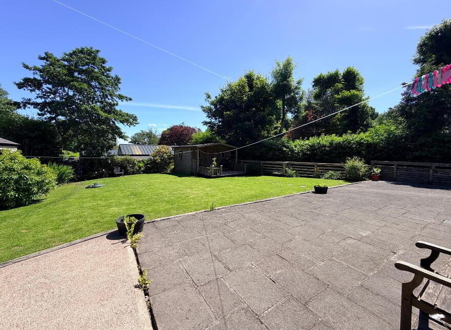 Parkgarriff Lodge, Laurel Hill, Monkstown, T12YNT7
