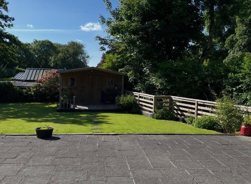 Parkgarriff Lodge, Laurel Hill, Monkstown, T12YNT7