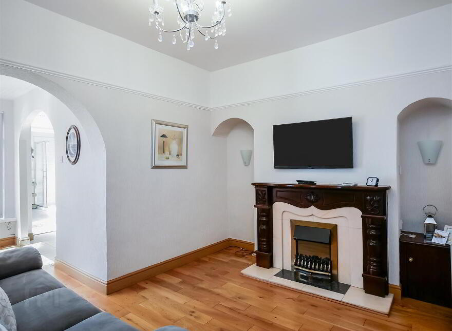 33 Raby Street, Ormeau Road, Belfast, BT7 2GY