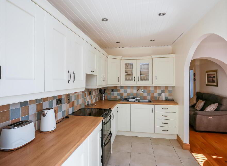 33 Raby Street, Ormeau Road, Belfast, BT7 2GY