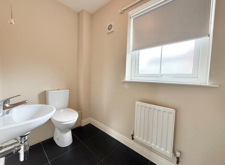 5 Lady Wallace Green, Lisburn, BT28 3NX