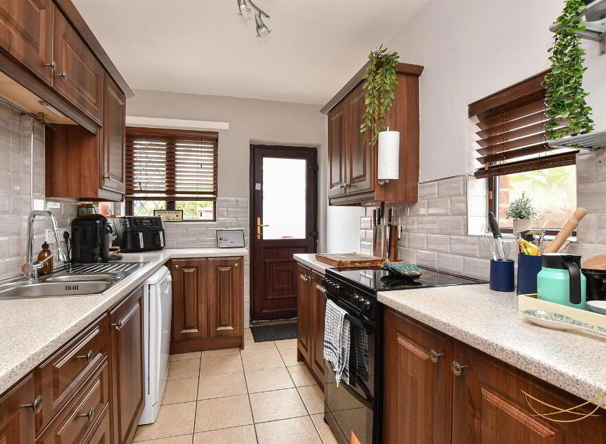13 Mountainview Parade, Belfast, BT14 7GY