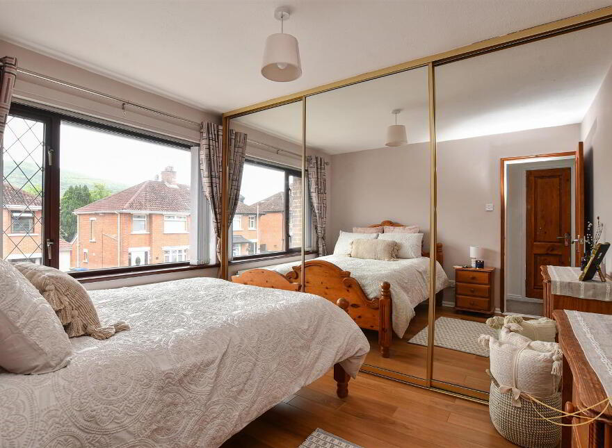 13 Mountainview Parade, Belfast, BT14 7GY