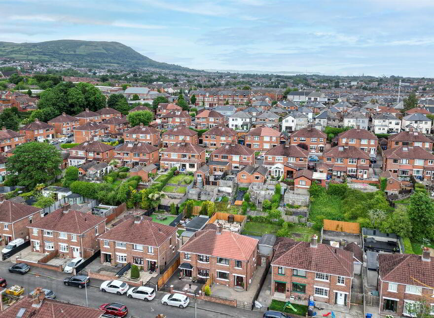 13 Mountainview Parade, Belfast, BT14 7GY