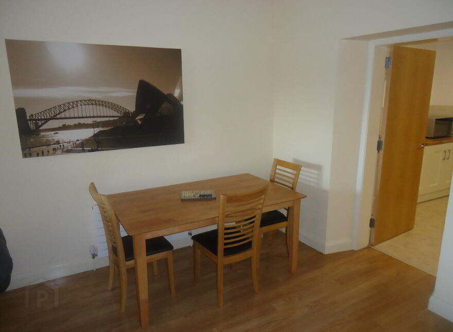 25 Henry Street, Enniskillen, BT74 7JT
