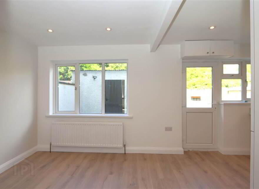 28 Dickson Park, Ballygowan, BT23 6JD