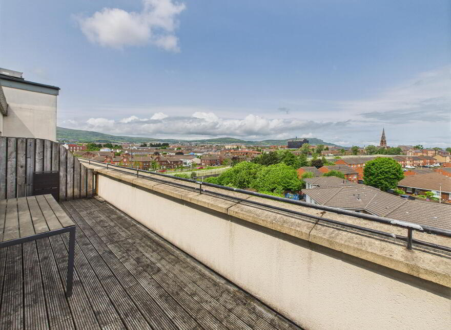 Apt 47, Gardiners Square Apts, Brown Square, Peters Hill, Belfast, BT13 2BW