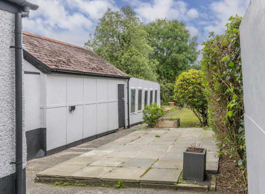 428 Castlereagh Road, Belfast, BT5 5FZ