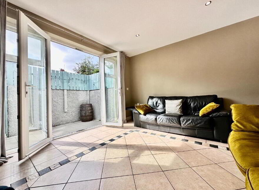53 Sandhurst Gardens, Belfast, BT9 5AX
