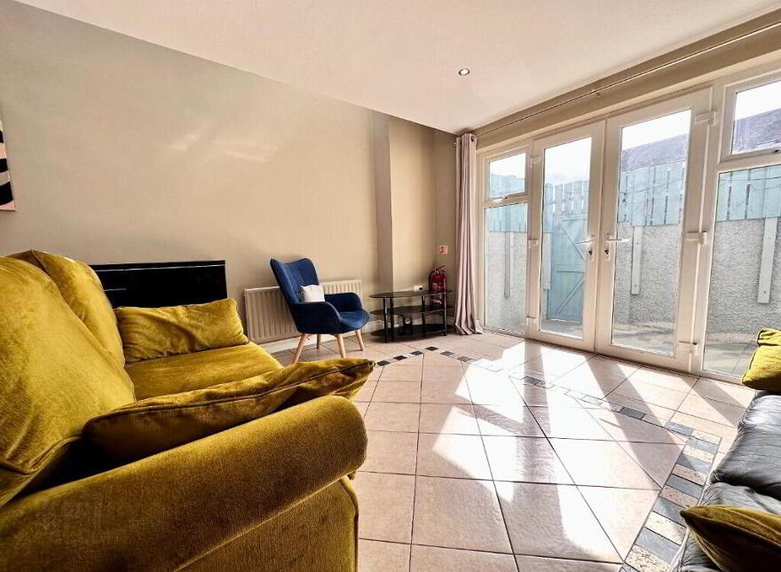 53 Sandhurst Gardens, Belfast, BT9 5AX