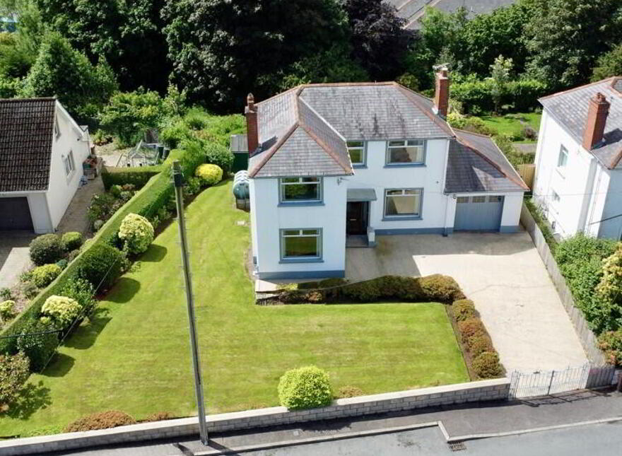 19 Burton Drive, Dundonald, Belfast, BT16 2LR