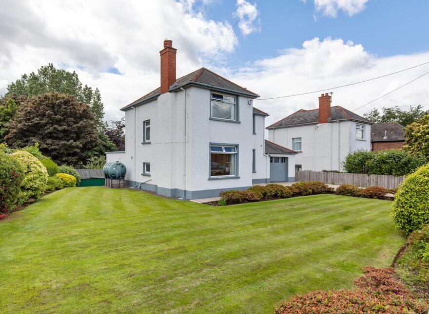 19 Burton Drive, Dundonald, Belfast, BT16 2LR
