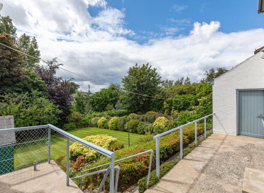 19 Burton Drive, Dundonald, Belfast, BT16 2LR