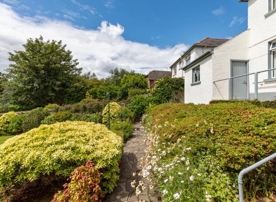 19 Burton Drive, Dundonald, Belfast, BT16 2LR