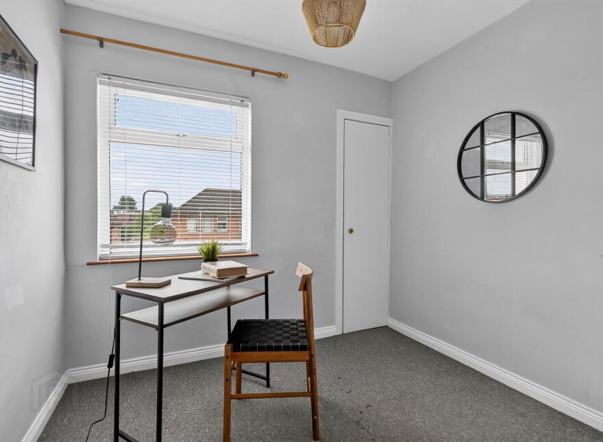 10 Hillside Drive, Stranmillis, Belfast, BT9 5EJ
