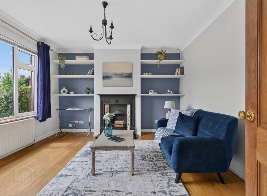 10 Hillside Drive, Stranmillis, Belfast, BT9 5EJ