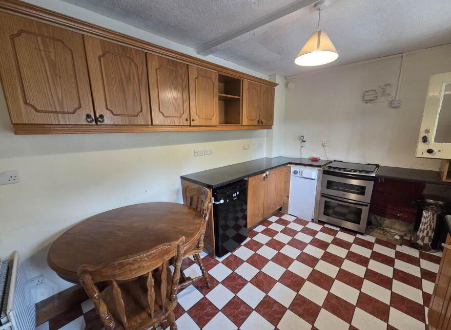 Mountbruis, Tipperary Town, E34A023