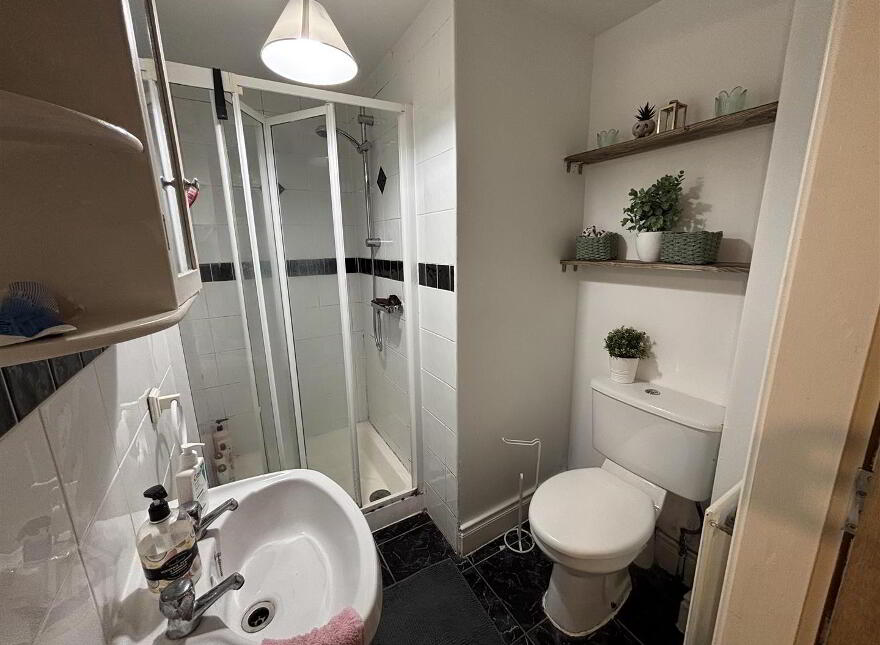 Apt 2 Nova Studios, 167 University Street, Ormeau Road, Belfast, BT7 1HR