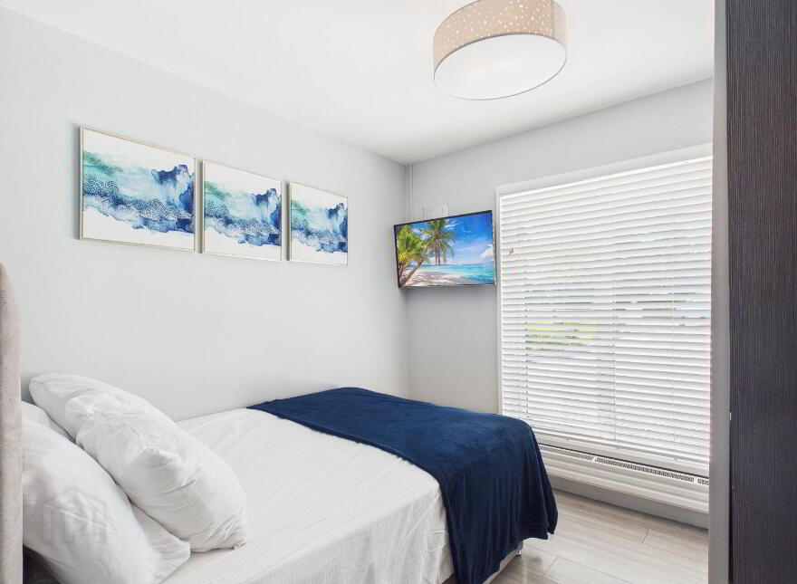 Ardnahinch, Garryvoe, Garryvoe, P25K802