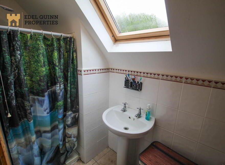 4 Riverbank Avenue, Laghey, F94DX84