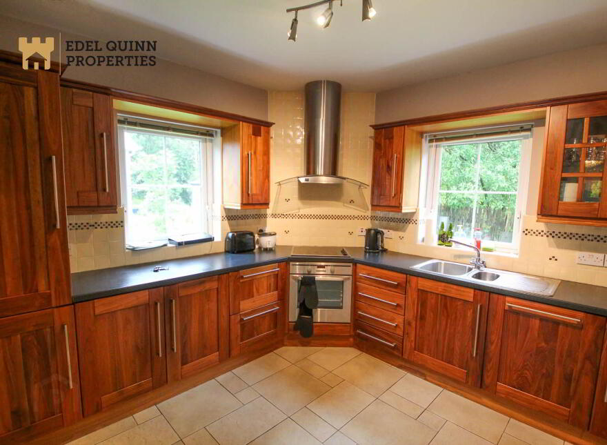4 Riverbank Avenue, Laghey, F94DX84