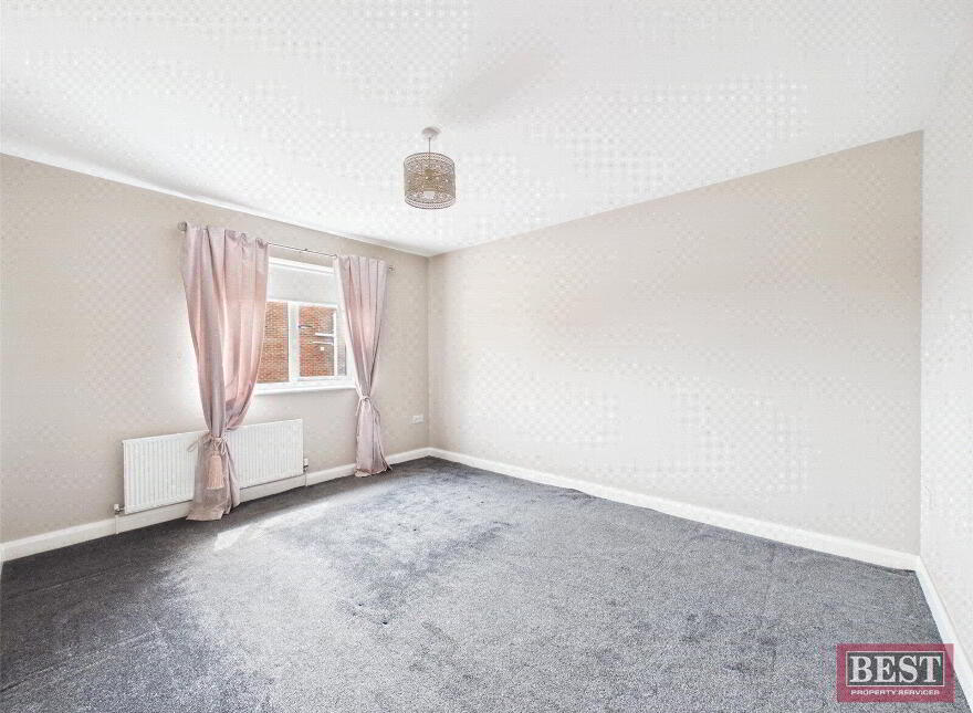 35 Chancellors Hall, Newry, BT35 8UZ