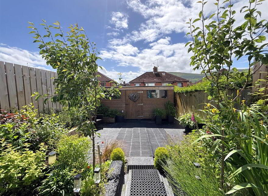 30 Mountainview Gardens, Belfast, BT14 7GW
