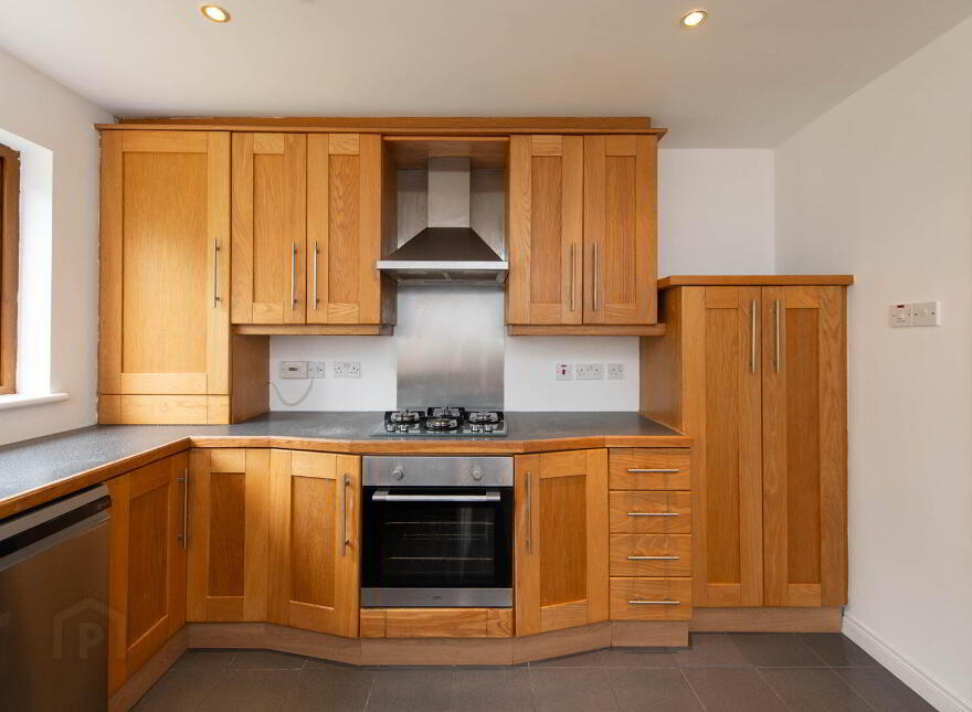 61 Bates Park, Greenisland, Carrickfergus, BT38 8LG