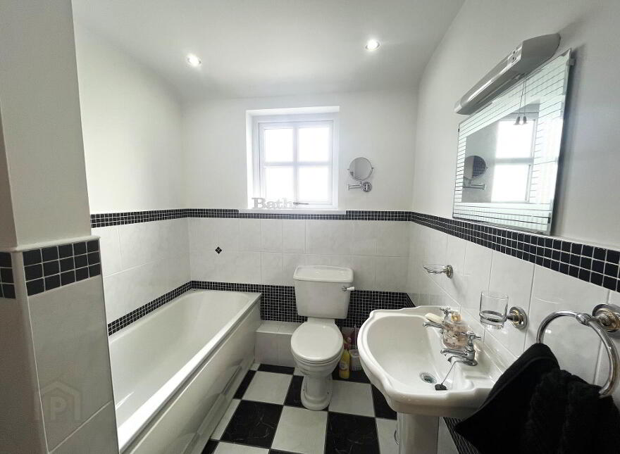 7 Haugheys Row, Bushmills, BT57 8AP