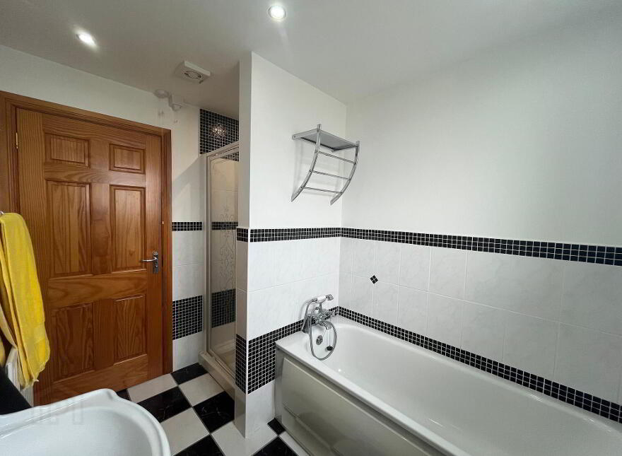 7 Haugheys Row, Bushmills, BT57 8AP