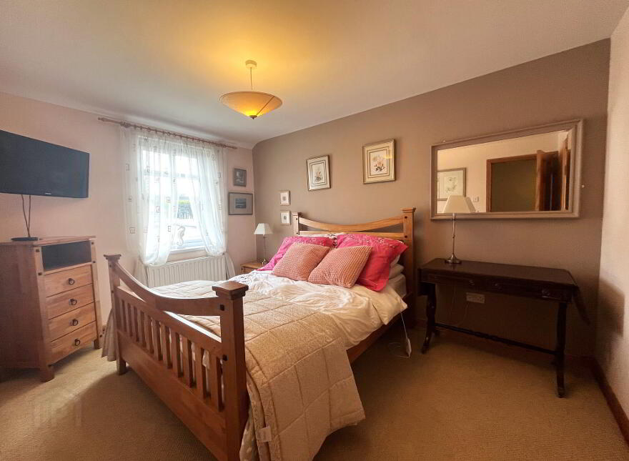 7 Haugheys Row, Bushmills, BT57 8AP