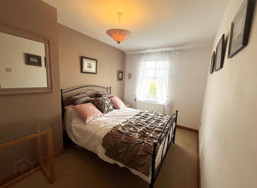 7 Haugheys Row, Bushmills, BT57 8AP